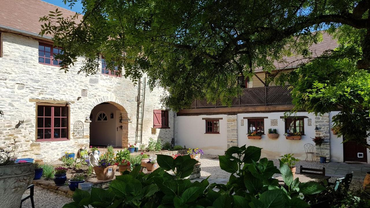 Chambres D'Hotes Secret Pyrenees Lasseube Eksteriør billede