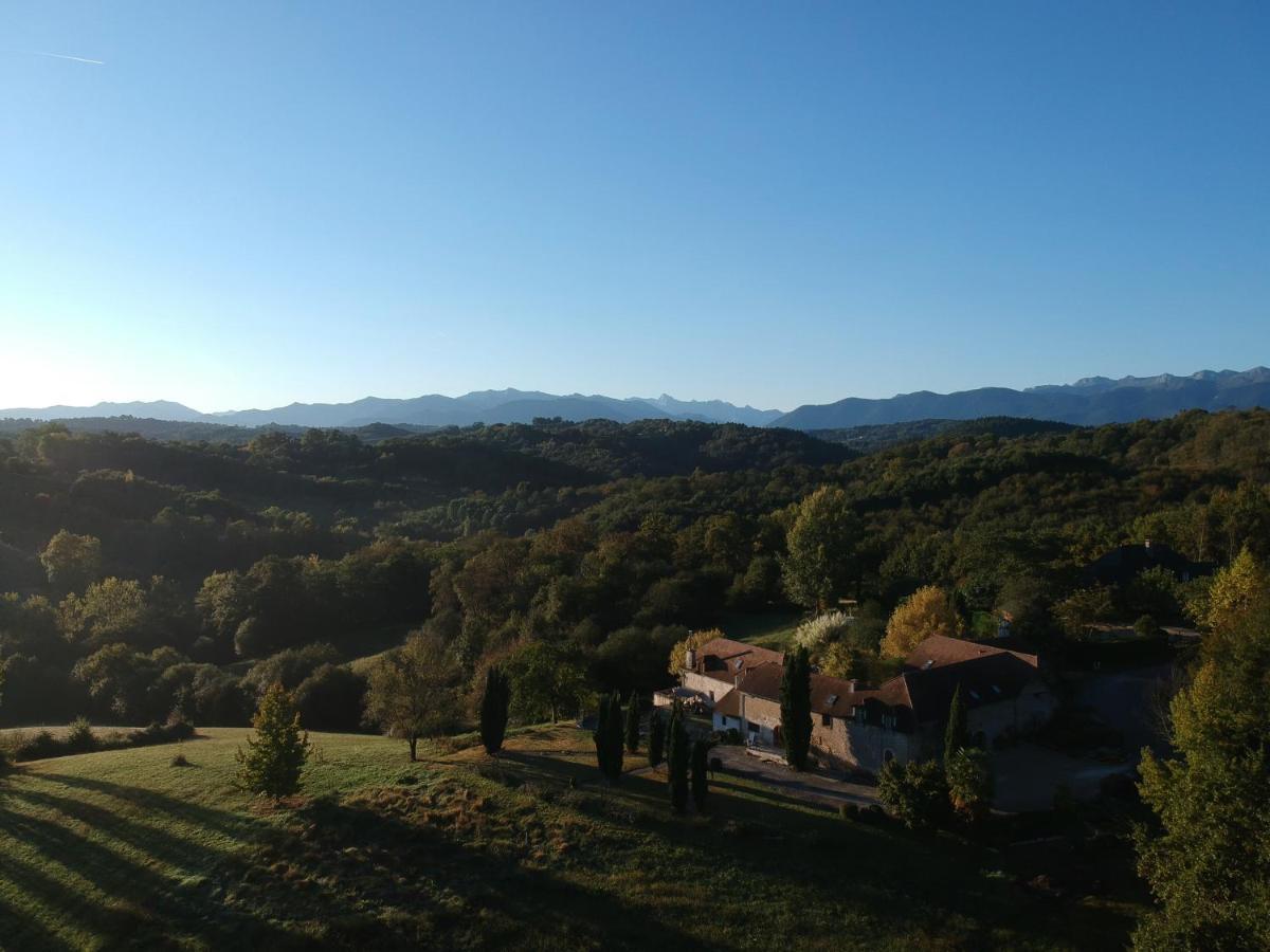 Chambres D'Hotes Secret Pyrenees Lasseube Eksteriør billede