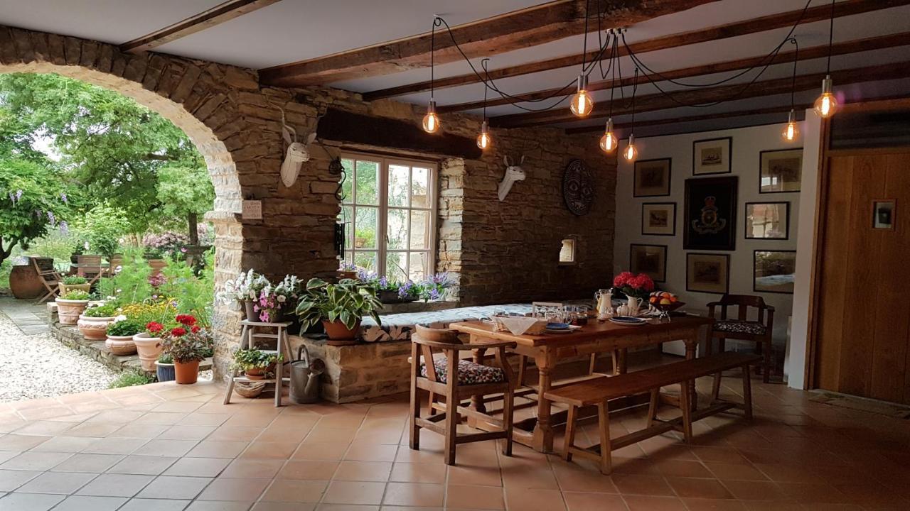 Chambres D'Hotes Secret Pyrenees Lasseube Eksteriør billede